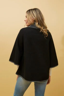 ROZ OVERSIZED PONCHO -Printedcarpetus b6dcdc3bf8775f6cf884a2ec5d61ee96
