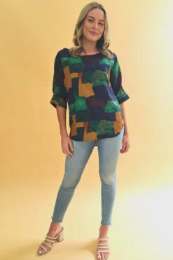 TARA ABSTRACT PRINT HI LOW HEM TOP -Printedcarpetus b87243a12af00df263c97372f3254961