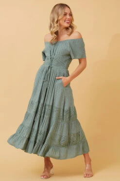 GILLIAN MIDI DRESS -Printedcarpetus c4954e4ea8d85487f346c2c76e7f6fbe