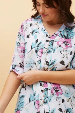 RUBY FLORAL BUTTON FRONT TOP -Printedcarpetus c629a6c82ff304ad092f76071d8c0b26 32aba31e 5667 45a0 9e8a 874f6375d0fc