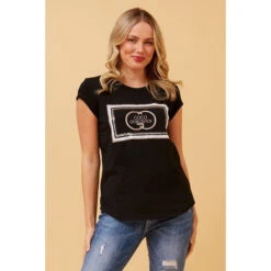 COCO GORGEOUS GRAPHIC TEE -Printedcarpetus c838b3ad0e164b0a8c4c4820a4c02527
