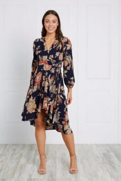 FLORAL WRAP DRESS -Printedcarpetus cafe7419ba55a283663289949c602934