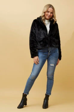 MOSCOW FAUX FUR JACKET -Printedcarpetus ccf07c3a3ff34a3fe9ad914f9aa66811