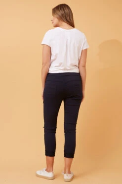 JANJA EMBELLISHED JOGGERS -Printedcarpetus ce3a04b5e6f601627a573f9b4a8b04fa