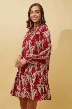 Stella DELANEY SHIRRED LEAF PRINT SHORT DRESS -Printedcarpetus d147703e2ffc012bede9bcf2003aa7f3