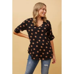 KENDRA POLKA DOT BUTTON DETAIL TOP -Printedcarpetus d2eb7b8cd6e76e561beef37bcf06c631