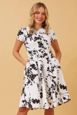 GTS FLORAL SHORT DRESS -Printedcarpetus d3c048e9ee28c12d80175a6e61758003