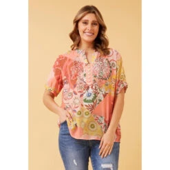 ARCHANA ABSTRACT BOHO TOP -Printedcarpetus d612e50adea8712d64b1077089a155ff