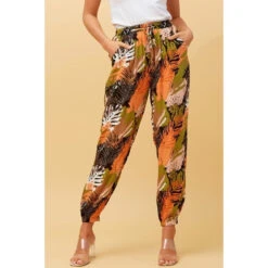 ZILA LEAF PRINT PANTS -Printedcarpetus d8e06b17e987fb39077a0c77a2f09334