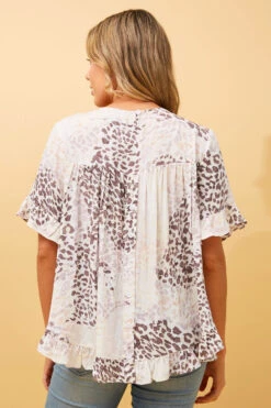FRILA ANIMAL PRINT TOP -Printedcarpetus db60670088905e8fe4b1aca5b047e855 97ae2754 14b8 4ed0 a4fb e6b535ffd41d