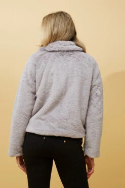 MOSCOW FAUX FUR JACKET -Printedcarpetus dc36d1980349dbd2d4ad0afdae30dacc