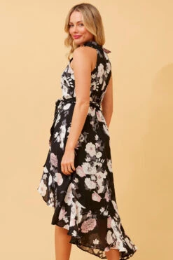 RIO FLORAL HALTER NECK MIDI DRESS 15 RIO FLORAL HALTER NECK MIDI DRESS -Printedcarpetus dca48647b55b79ca6e015f0be7bd46ad ff77a075 ea34 4439 bc8f 66fc5081f5fb