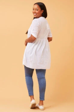 CORDELIA EMBROIDERED TOP -Printedcarpetus e3ab99e4009b01a297bc61b3c3135eab