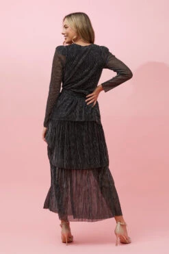 ANTONIA PLEATED TIERED MAXI DRESS -Printedcarpetus e4dc7402be0357281637682e98647355