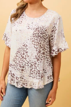 FRILA ANIMAL PRINT TOP -Printedcarpetus e7158314aa5e572b3678a70667693115