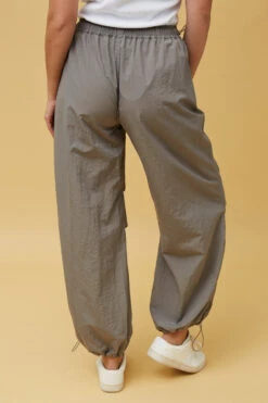 HURLEY CARGO PARACHUTE PANTS -Printedcarpetus e824f8b8663d20a9fcebf1806f8fa402