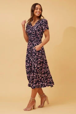 KEGAN FLORAL BOHO MIDI DRESS -Printedcarpetus f78020595b78f37b9cbb93ed6e4ece4e