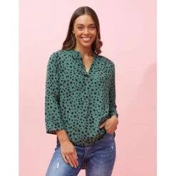 SPICY ANIMAL PRINT BLOUSE -Printedcarpetus fe517f19865be0d8f5d53a944b99a1b4